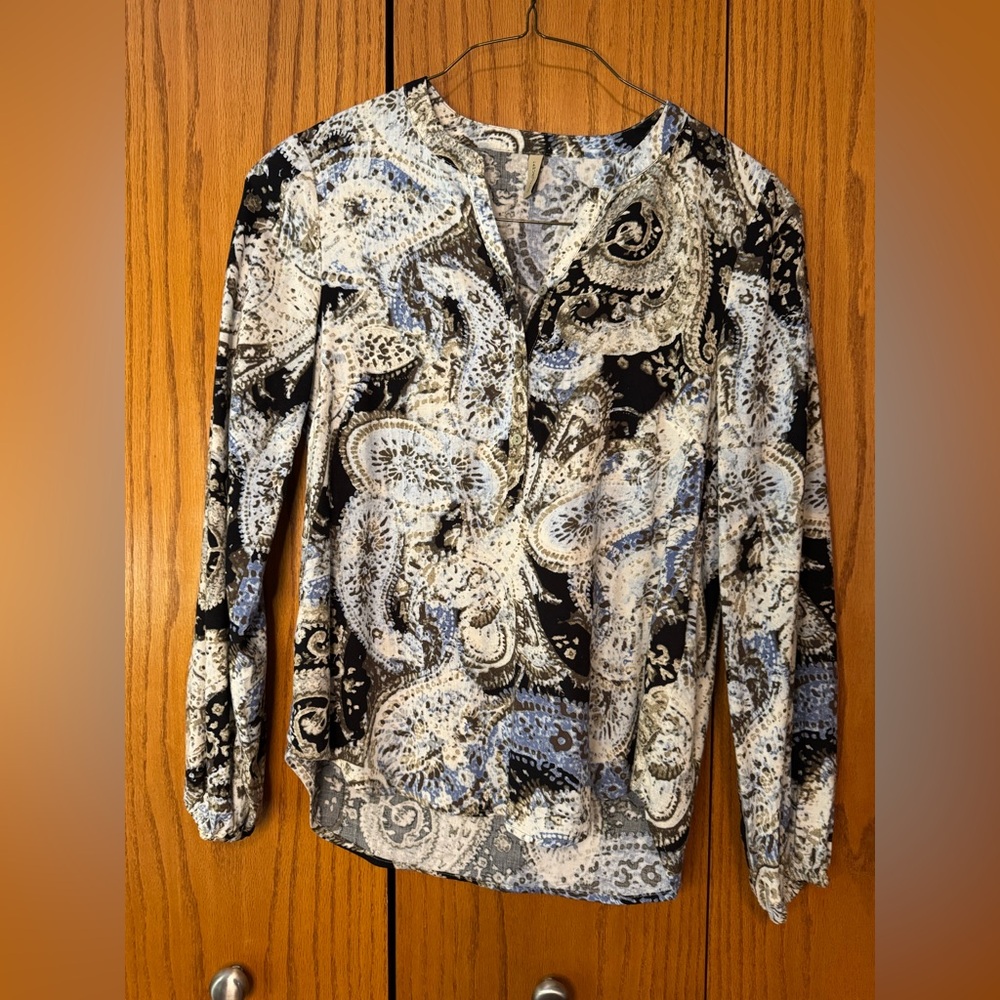 Paisley Print Women's Top - Black, White, Blue